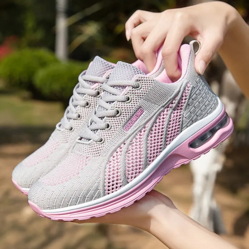 Breathable trainers - DeFlorance™
